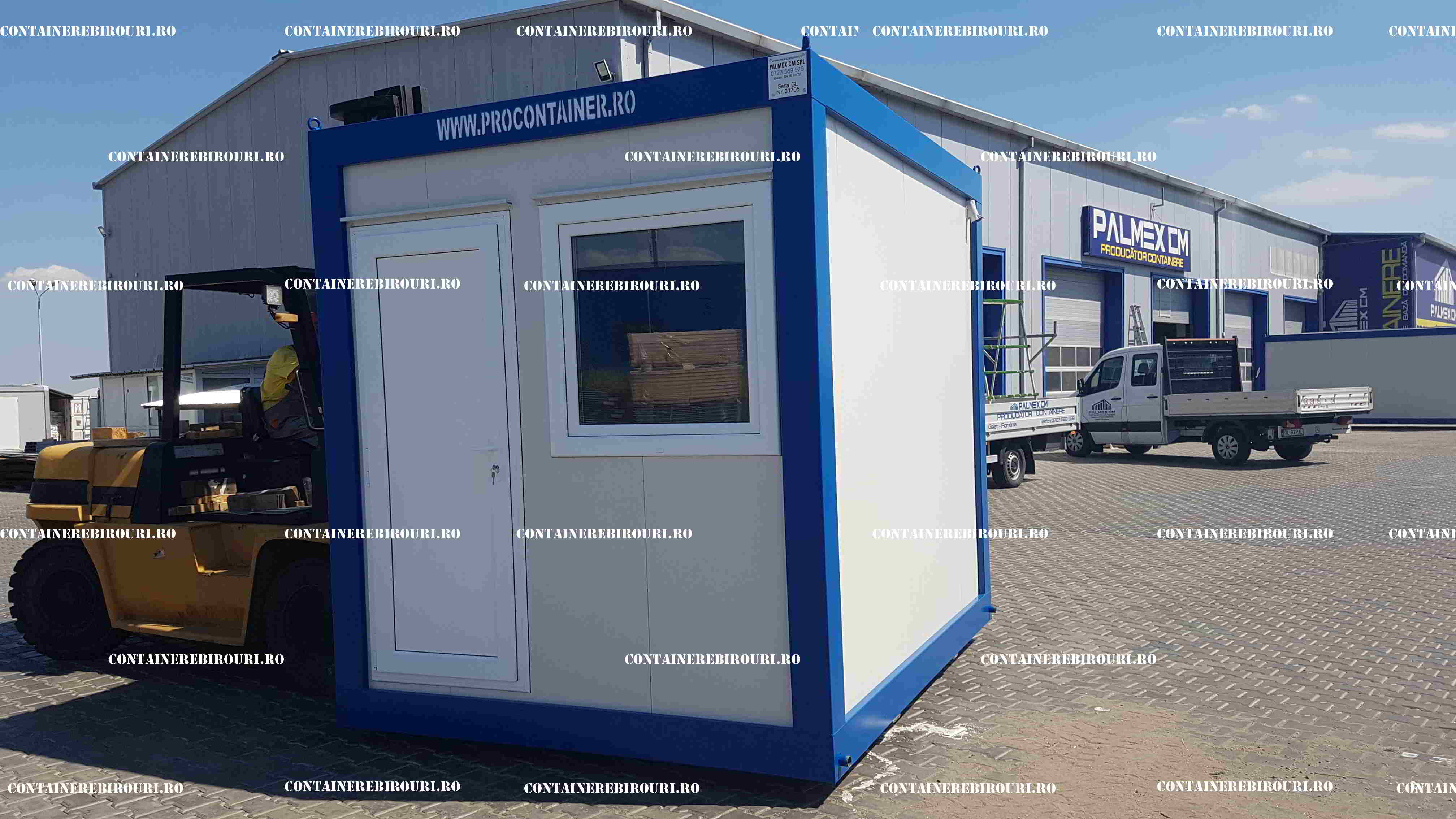tip-container