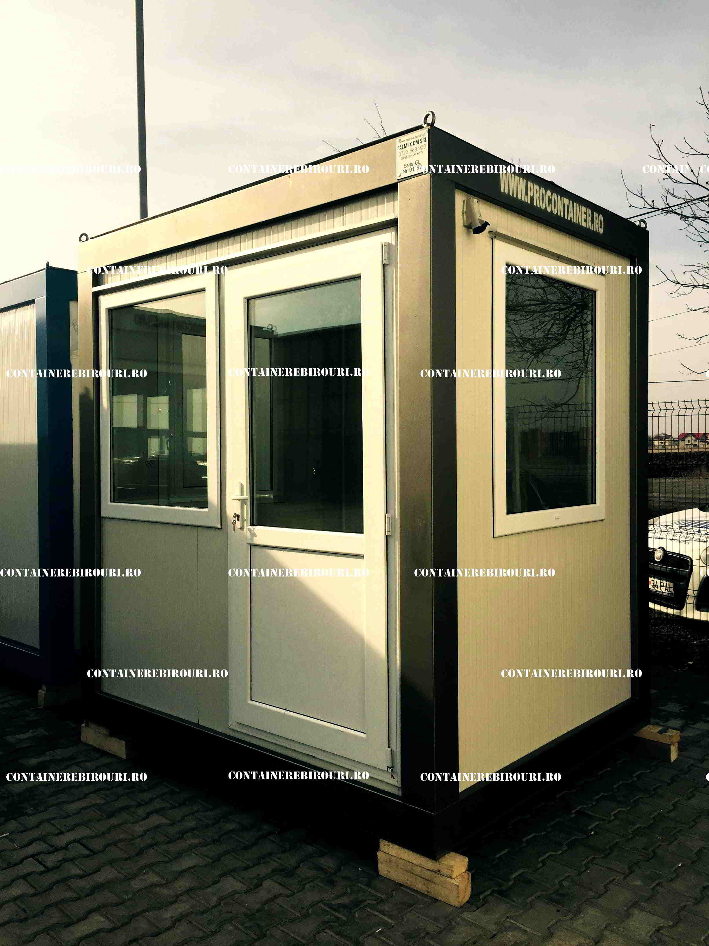 vand-container-birou